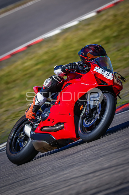 0795-260526NBR-022_795 | Deine Full-Service-Agentur für ✔️Videoproduktionen und ✔️Motorsportfotografie Jetzt Angebot anfragen!