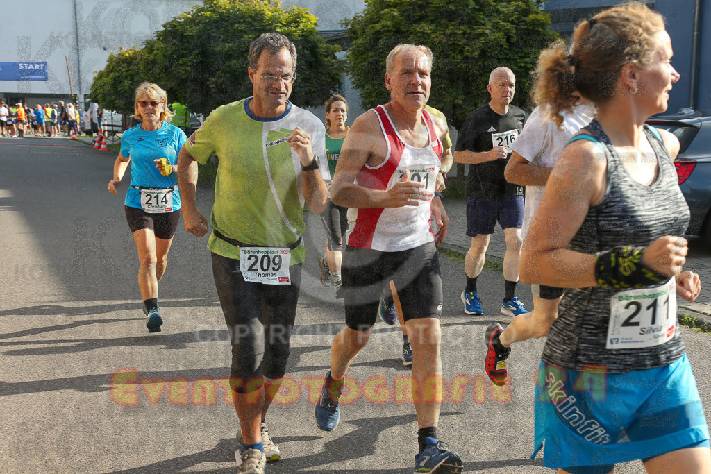 230804_1810_EX1_3753 | Sportfotografie im Rhein-Sieg Kreis, Köln, Bonn, NRW, Rheinland Pfalz, Hessen, etc. Unser Tätigkeitsfeld umfasst den Laufsport vom Volkslauf über den Marathon, Duathlon, Triathon bis zum Ultralauf wie Kölnpfad Ultra oder Schindertrail.