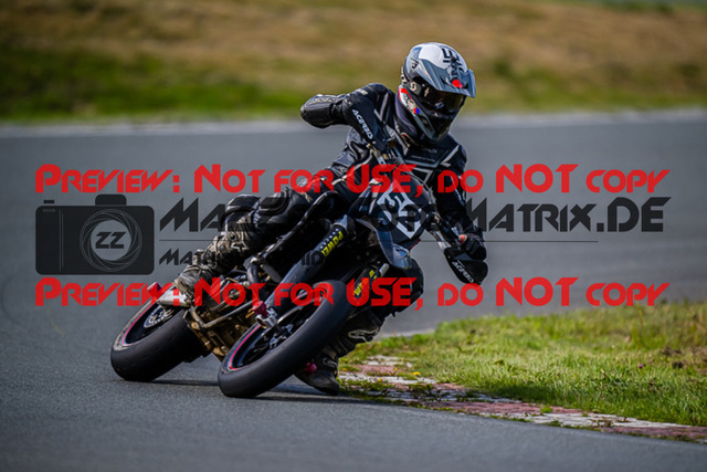 MaZZes_FotoMatrix_220903_3071 | UE40