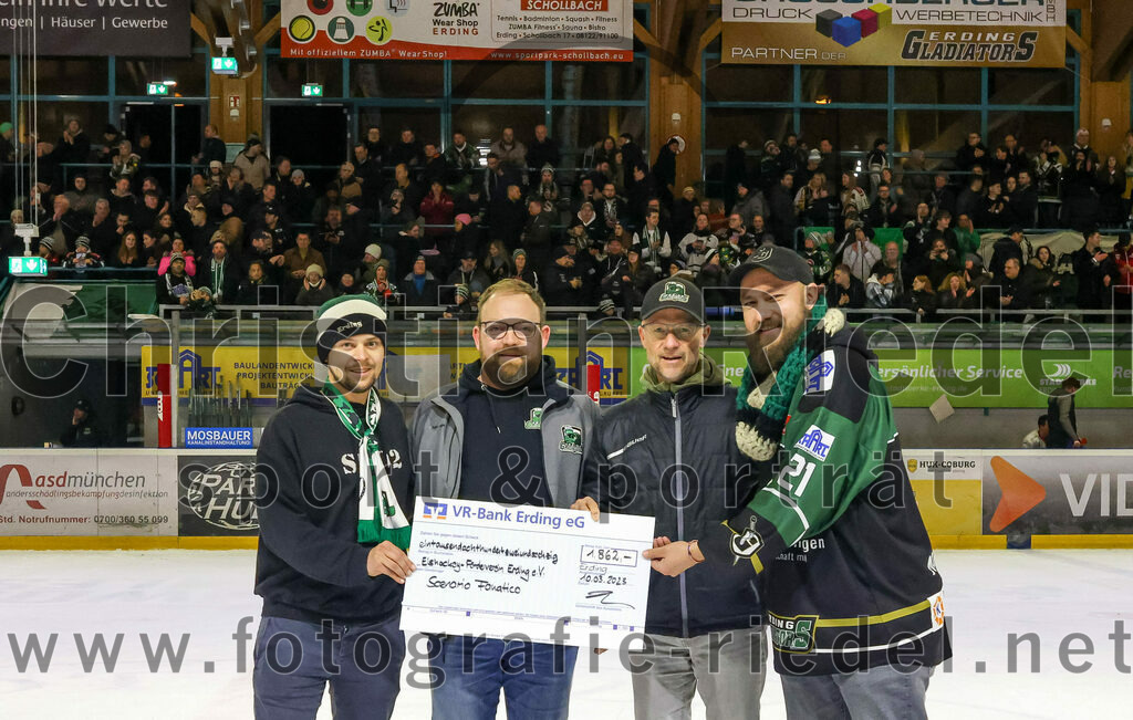 2023-03-10_108_TSV_Erding_gegen_TEV_Miesbach | Erding, Deutschland, 10.03.2023:
Eishockey, Bayernliga Playoffs 2022 / 2023, Halbfinale, TSV Erding gegen TEV Miesbach, Endergebnis: 2:0

Foto: Christian Riedel / fotografie-riedel.net