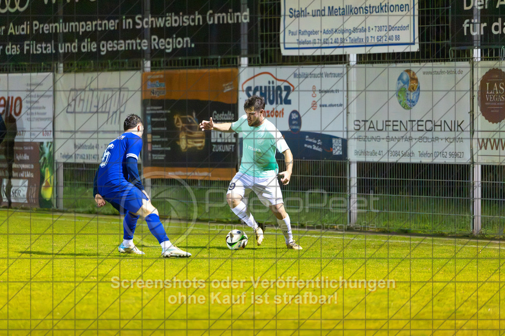 20261015_205915_0308_(c)_by_PhotoPeet | #,TSG Salach (türkis) vs. VfB Neuffen (blau), Fußball, Bezirksliga - Bezirk Neckar/Fils, 08. Spieltag, Saison 2026/2027, Rasensportplatz, Staufenecker Straße, 73084 Salach, 15.10.2026 - 19:30 Uhr,Foto: PhotoPeet / Sport- &amp; Eventfotografie / Peter Harich