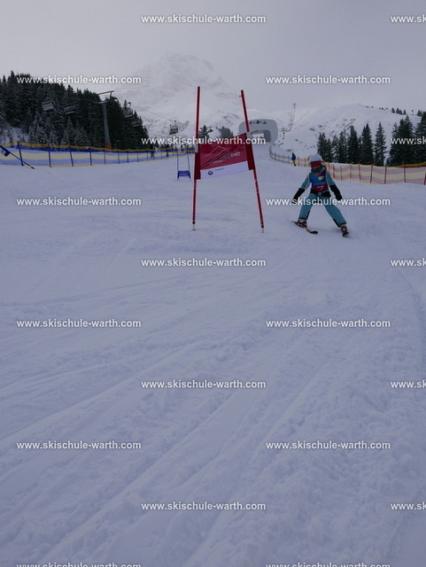 Catherine _ Karlyn (3) | Photos von der Skischule Warth - Realisiert mit Pictrs.com