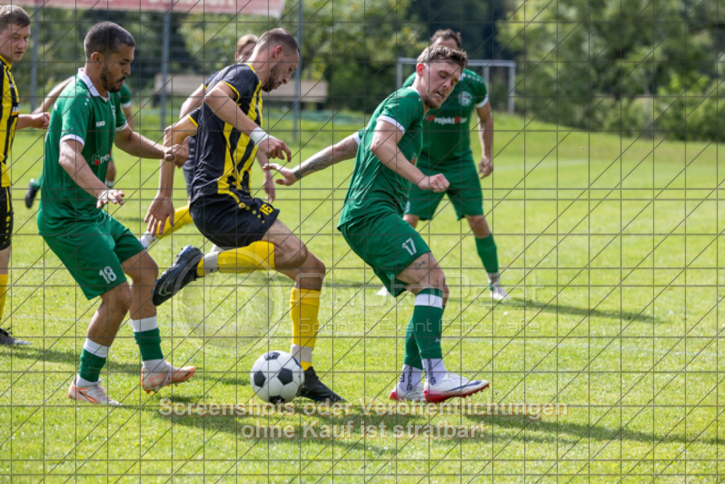 20250831_160652_0064 | #,TSV Ottenbach (gelb) vs. KSG Eislingen (grün), Fussball, Kreisliga A3 - Bezirk Neckar/Fils, 02. Spieltag, Saison 2025/2026, Rasensportplatz Nebenplatz, Im Buchs, 73113 Ottenbach, 31.08.2025 - 15:00 Uhr,Foto: PhotoPeet-Sportfotografie/Peter Harich