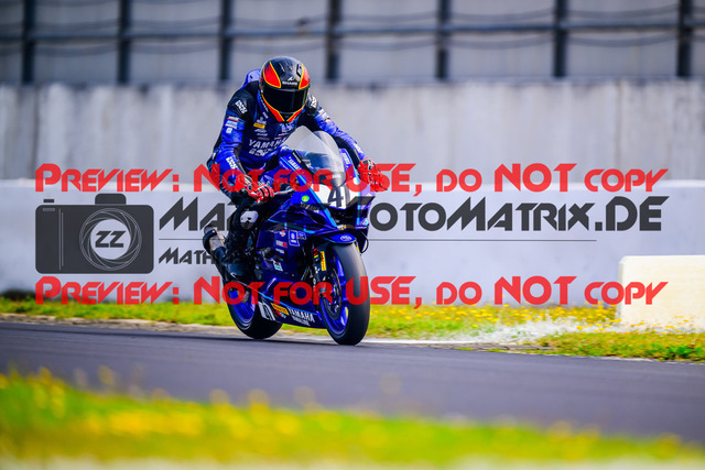 MaZZes_FotoMatrix_240831_6007705_6997 | R7