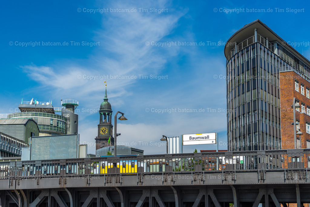 Hamburg-Baumwall-2 | Hamburg U-Bahn Station Baumwall - Realisiert mit Pictrs.com