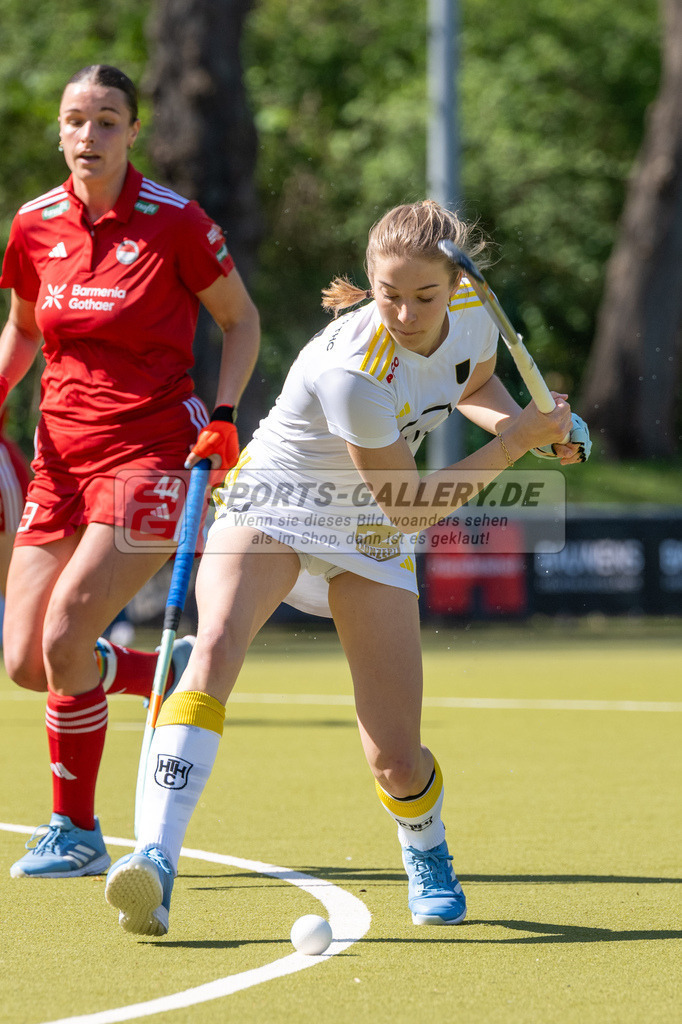 SFE_20250412_0041 | Köln, Deutschland, 12.04.2025:  Hockey 1. Bundesliga Damen Rot-Weiss Köln - Harvestehuder THC im KTHC Stadion Rot-Weiss Köln Tennis and Hockey Club am 12.04.2025 in Köln, Deutschland. (Foto von Stephan Fehrmann)Köln, Germany, 12.04.2025: Hockey 1. Bundesliga Damen Rot-Weiss Köln - Harvestehuder THC in KTHC Stadion Rot-Weiss Köln Tennis and Hockey Club at 12.04.2025 in Köln, Deutschland. (Foto from Stephan Fehrmann)