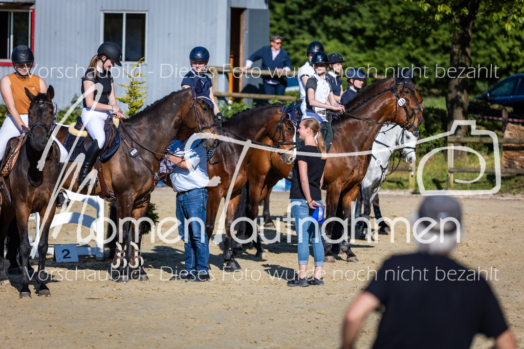 Donop24-ASpr-116 | MomenTaufnahmen Pferdesportfotos