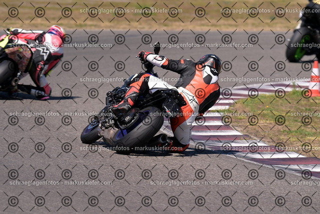 26bt04-2286 | markuskiefer.com - Realisiert mit Pictrs.com