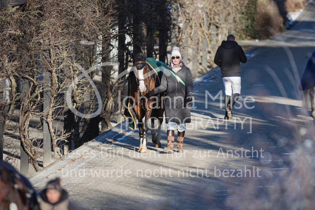 221216_Warstein_Impressionen-119 | Deine schönsten Turniermomente als professionelle Fotos! Entdecke hochwertige Pferdesport-Fotografie im Online-Shop. Jetzt Fotos finden & bestellen!