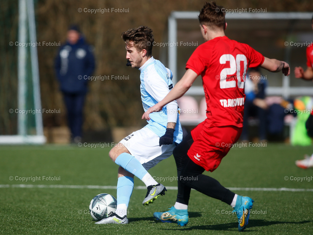 A_LUI_24022024_04 | SPORT,FUSSBALL,TESTSPIEL ASKOE OEDT-SV ZEBAU BAD ISCHL 24.02.2024 IM BILD:MARTIN LINDAK  (OEDT1B)- FILIP HALGOS (BADISCHL) FOTO:FOTOLUI