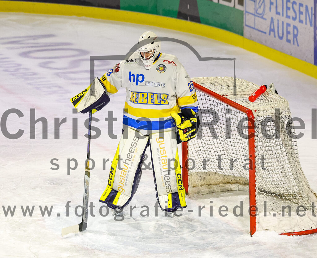 2026-01-09_053_TSV_Erding_gegen_Stuttgart_Rebels | Erding, Deutschland, 09.01.2026:Eishockey, Oberliga Süd 2025 / 2026, 35. Spieltag, TSV Erding gegen Stuttgart Rebels, Endergebnis: Torwart Nick Jordan Vieregge (Stuttgart Rebels, #29)Foto: Christian Riedel / fotografie-riedel.net