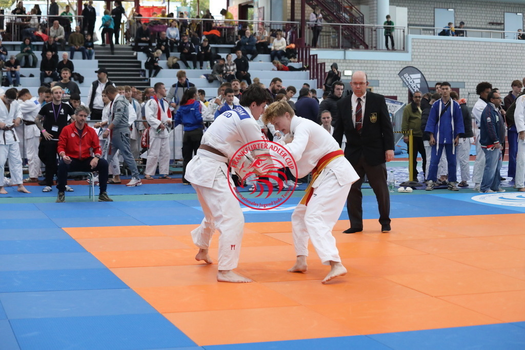 1J7A2774 | Fotos vom Adler Cup - Pictures from Adler Cup

Hier findet Ihr alle Eindrücke und großen Momente der Adler Cup Wochenenden. Here you will find all impressions and great moments of the Adler Cup weekends. - Realisiert mit Pictrs.com