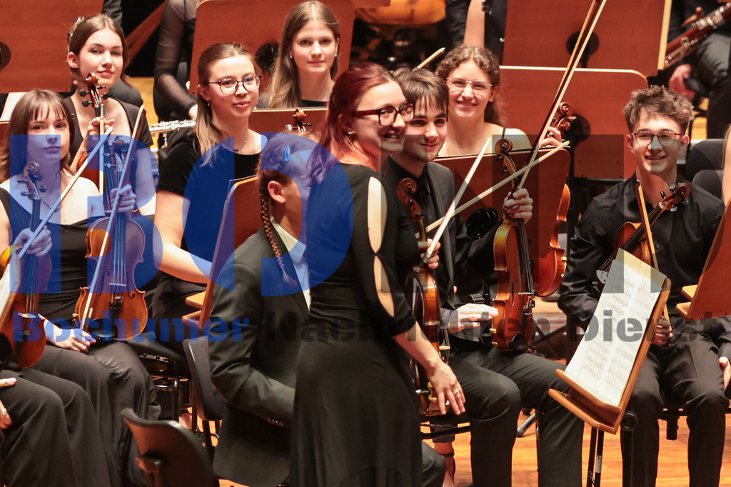 SES_BOCSIN20250609-33 | bond - Realisiert mit Pictrs.com