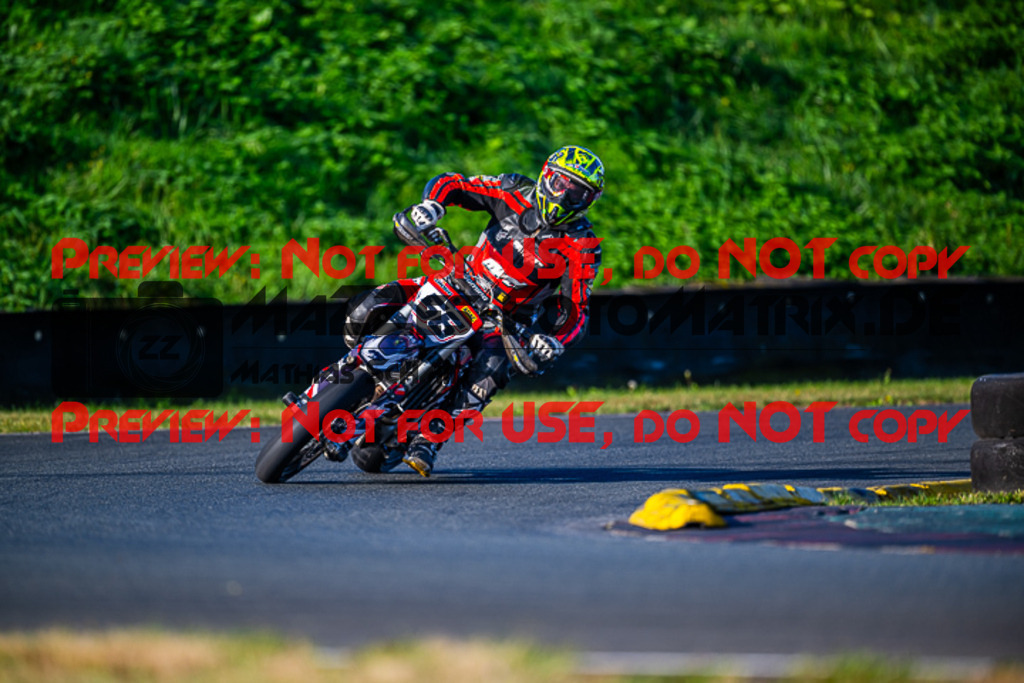 MaZZes_FotoMatrix_230930_1161 | UE40