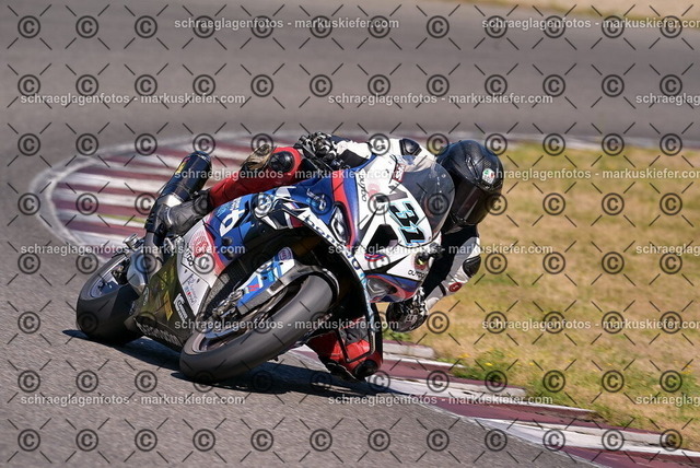 26bt05-0749 | markuskiefer.com - Realisiert mit Pictrs.com