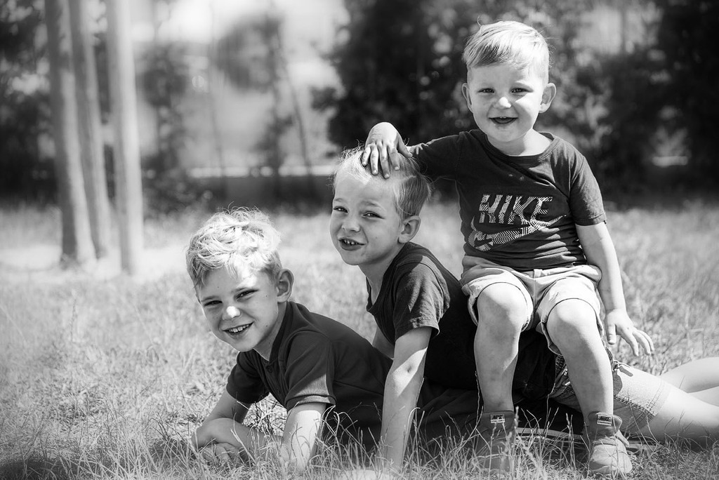 Galerie-Familie (15) | Mein Name ist Arkadius. Ich fotografiere Ihre Hochzeit in Frankfurt und im Umkreis von 200 km. Als Fotograf bin ich noch bekannt im Bereich Business- und Modefotografie.