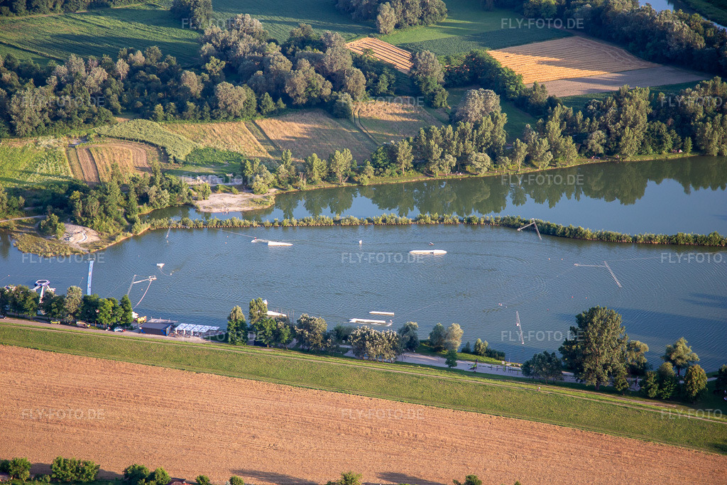 Luftbild: Wakepark Dooplek im Ortsteil Zgornji Duplek in Duplek im Bundesland Slowenien in Slowenien. – Foto: IMG_137371.jpg vom 08.07.2023 durch Werner Riehm/FLY-FOTO.de – Auflösung des Originals: 5472 x 3648 px – Wakepark Dooplek - Wakeboarding, vodni park in karte