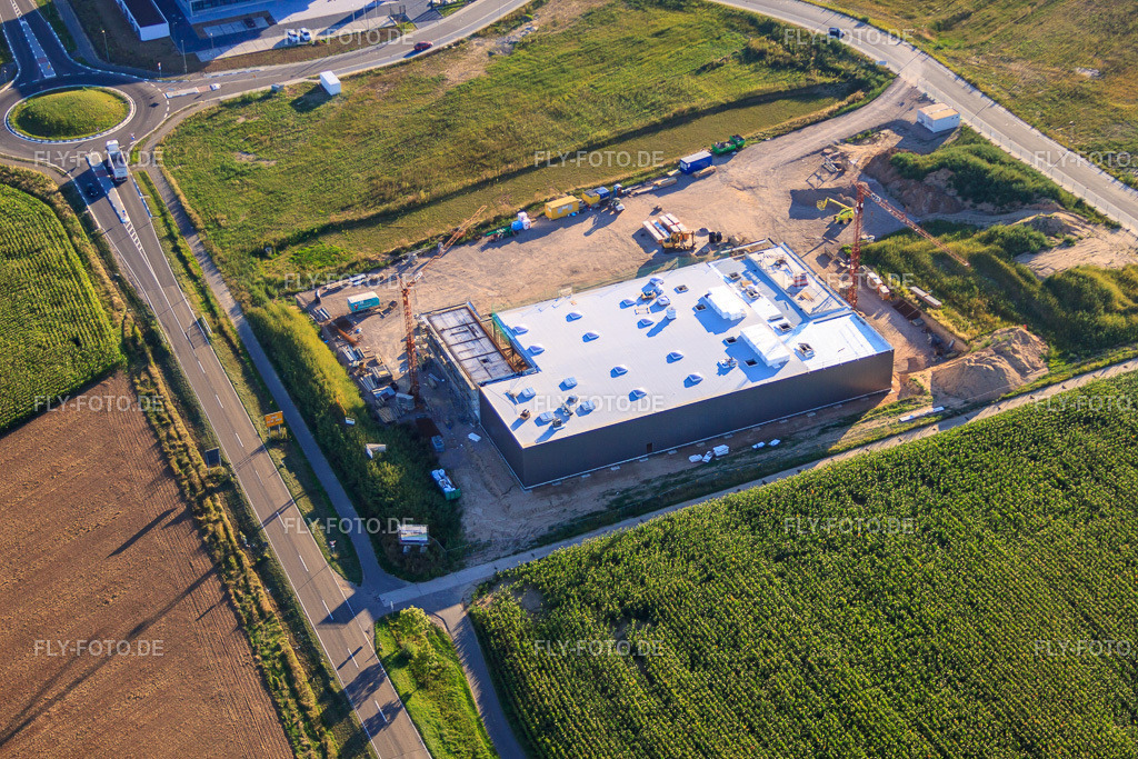 Neubau der TRANSAC Intern. Speditionsgesellschaft mbH https://www.transac.de/ | Luftbild: Neubau der TRANSAC Intern. Speditionsgesellschaft mbH https://www.transac.de/ in Rülzheim im Bundesland Rheinland-Pfalz in Deutschland. Foto: IMG_59622.jpg vom 04.09.2013 durch Werner Riehm/FLY-FOTO.de - Realisiert mit Pictrs.com