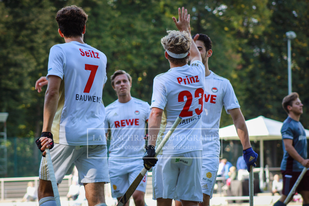 Rot - Weiß Köln - Münchner SC 25.09.22-45 | lanaschraderfotografie - Realisiert mit Pictrs.com