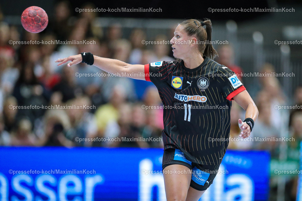 DHB13072401034 | 13.07.2024, Handball, Länderspiel Frauen, Dortmund, Westfalenhalle, DHB, Olympia Vorbereitung, Deutschland - Brasilien:  Xenia Smits (GER)