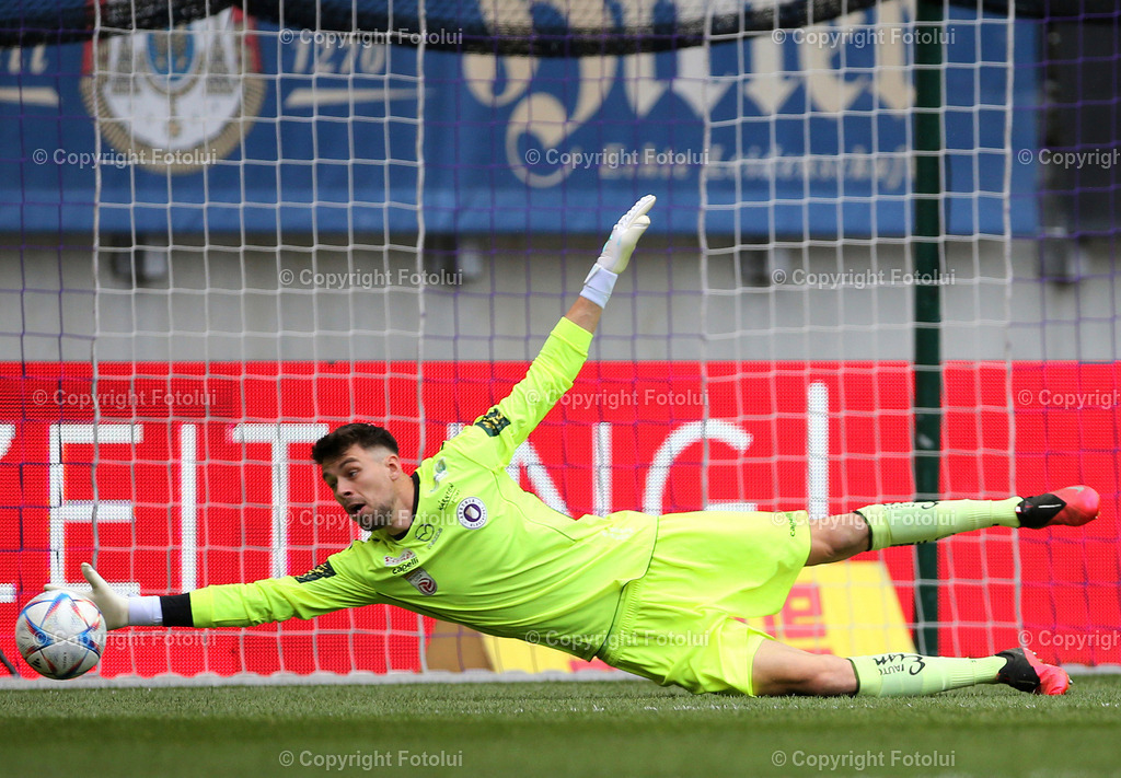 ALUI_02042023_14 | SPORT,FUSSBALL,ADMIRAL BUNDESLIGA AUSTRIA KLAGENFURT-RED BULLSALZBURG 02.04.2023 IM BILD:PHILIPP MEMZEL (KLAGENFURT)  FOTO:FOTOLUI/MW