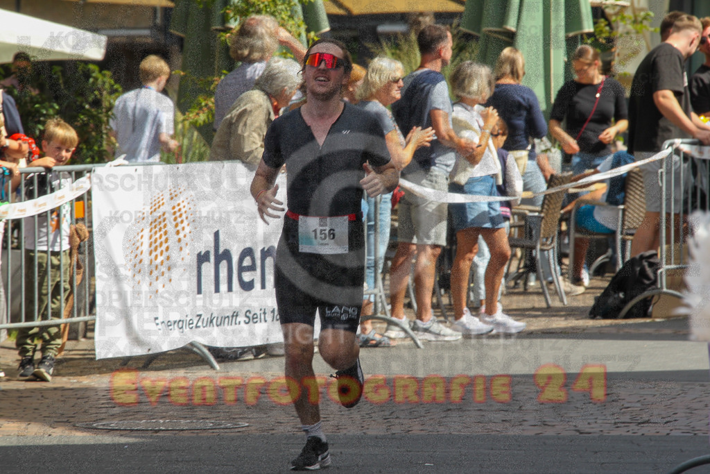 250824_1250_EV4_9558 | Sportfotografie im Rhein-Sieg Kreis, Köln, Bonn, NRW, Rheinland Pfalz, Hessen, etc. Unser Tätigkeitsfeld umfasst den Laufsport vom Volkslauf über den Marathon, Duathlon, Triathon bis zum Ultralauf wie Kölnpfad Ultra oder Schindertrail.