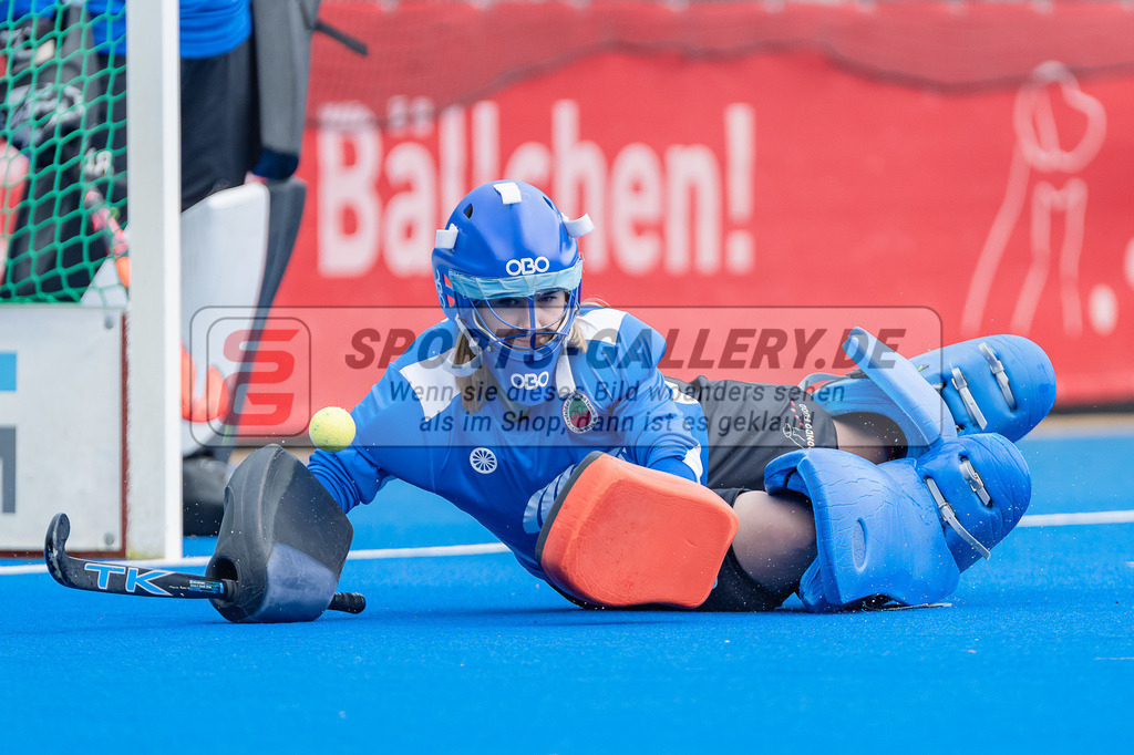 HK_20231008_105314 | 2.Bundesliga Damen Crefelder HC - Bremer HC am 8.10.2023 CHTC, Krefeld , Luise Christine Gertrud Schuba Torfrau ( Crefelder HTC #31 )