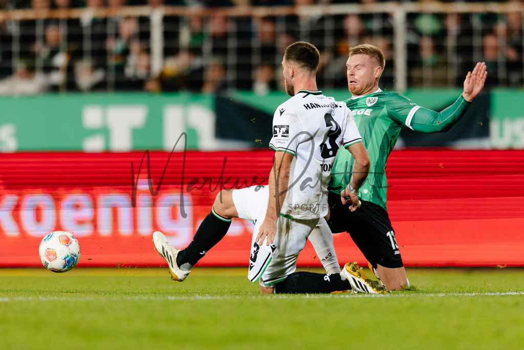 2. Bundesliga, Saison 2025/26, 15. Spieltag: SC Preußen Münster - Hannover 96 | Münster, 05.12.2025: 2. Bundesliga, 15. Spieltag, SC Preußen Münster gegen Hannover 96 im LVM-Preußenstadion in Münster. Foto: sportfotografie.ms | Markus Paletta - Realisiert mit Pictrs.com