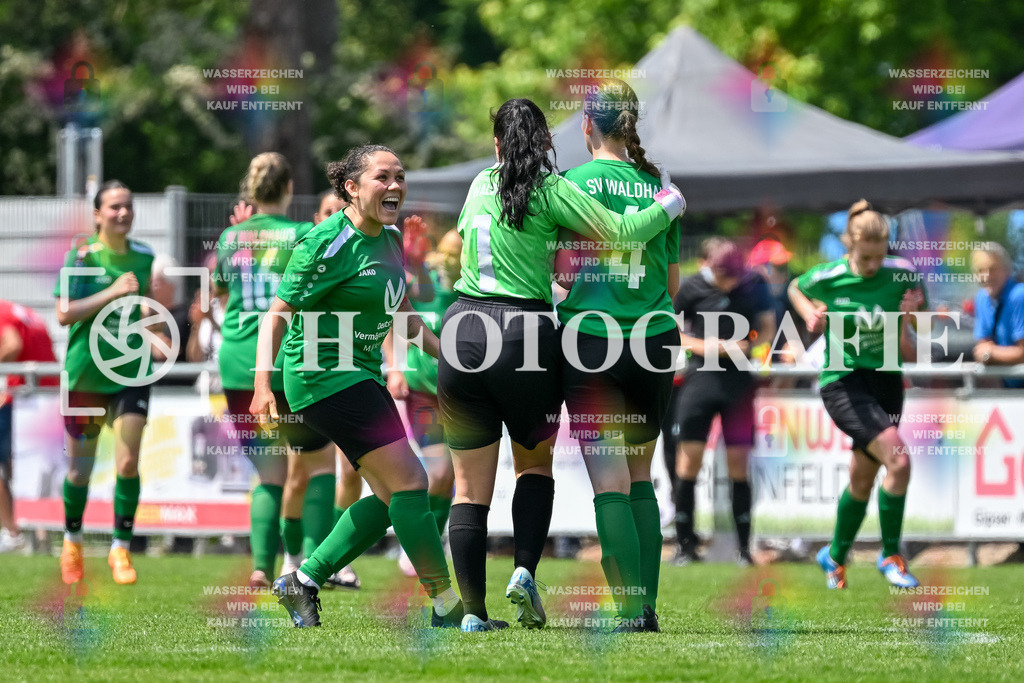 GER, FC Hauingen - SV Waldhaus, Frauen-Fussball, Rothaus Bezirkpokal, Finale, Saison 2024/2025, 29.05.2025 | GER, FC Hauingen - SV Waldhaus, Frauen-Fussball, Rothaus Bezirkpokal, Finale, Saison 2024/2025, 29.05.2025Foto: TH Fotografie/Thomas Hess