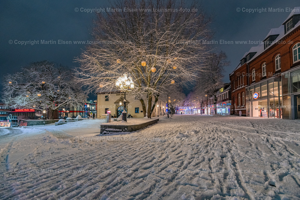 Stade Pferdemarkt Schnee_ELS_7308150221 | Fotos aus den Touristenorten aus Norddeutschland. - Realisiert mit Pictrs.com