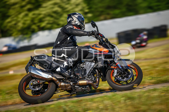 0108-260508DCB-017_108 | Deine Full-Service-Agentur für ✔️Videoproduktionen und ✔️Motorsportfotografie Jetzt Angebot anfragen!