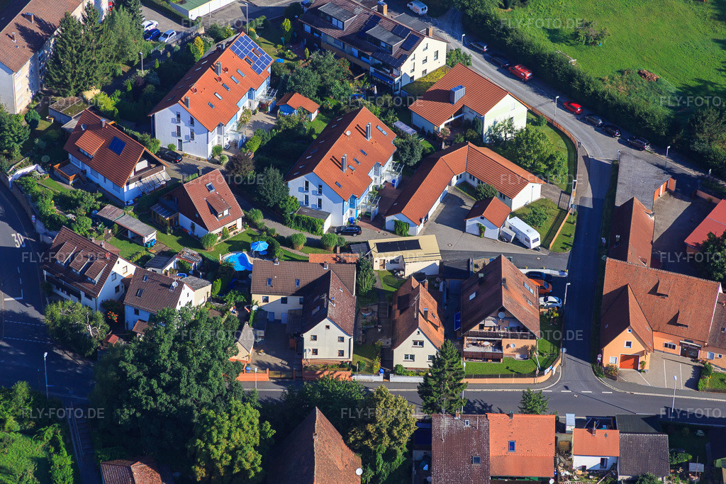 Luftbild: Sperbersklinge im Ortsteil Frauenaurach in Erlangen im Bundesland Bayern in Deutschland. Foto: IMG_092714.jpg vom 07.08.2016 durch Werner Riehm/FLY-FOTO.de