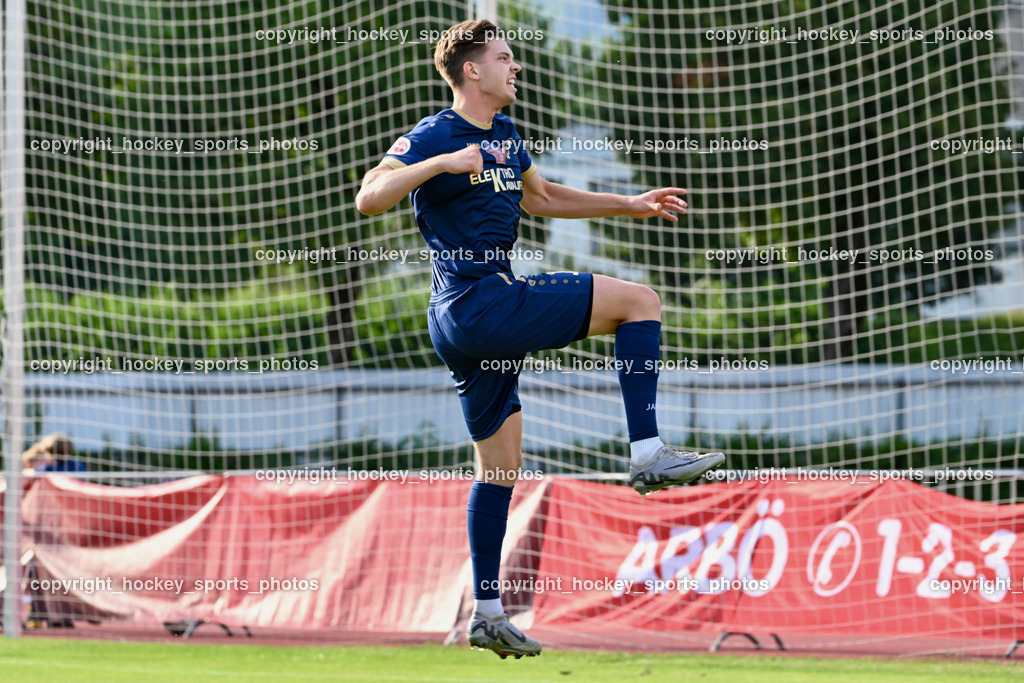 ATUS Velden vs. GAK | Jubel #18 Nicolas Manuel Modritz ATUS Velden, ATUS Velden vs. GAK, ATUS Velden vs. GAK am 26.07.2024 in Villach (Stadion Lind), Austria, (Photo by Bernd Stefan)