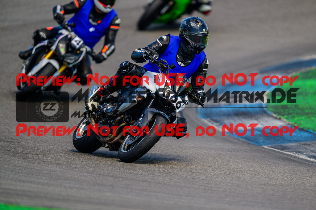 MaZZes_FotoMatrix_240520_6007705_6752 | INST