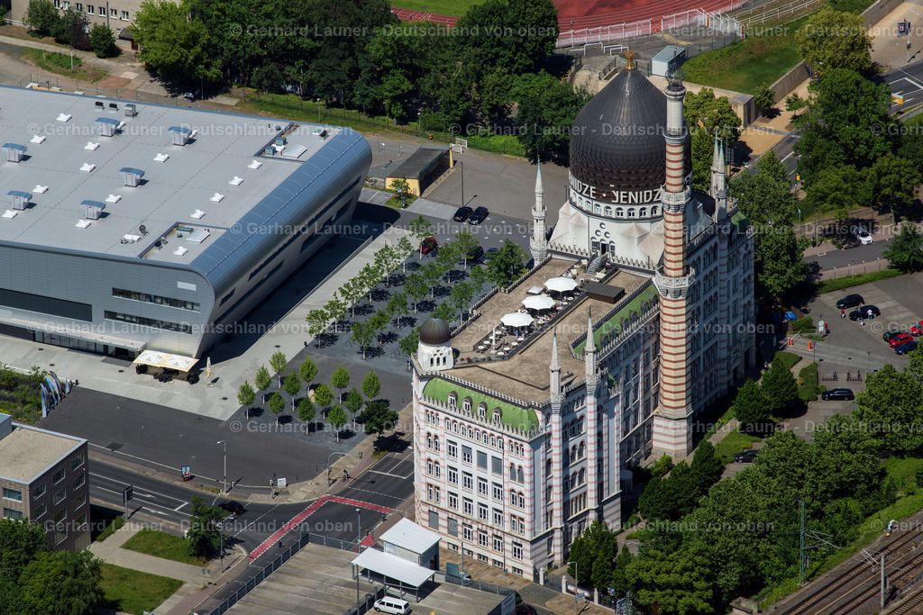 3803747 | Yenidze, DresdenDie Yenidze ist eine ehemalige Zigarettenfabrik in Dresden, heute als Bürogebäude genutzt