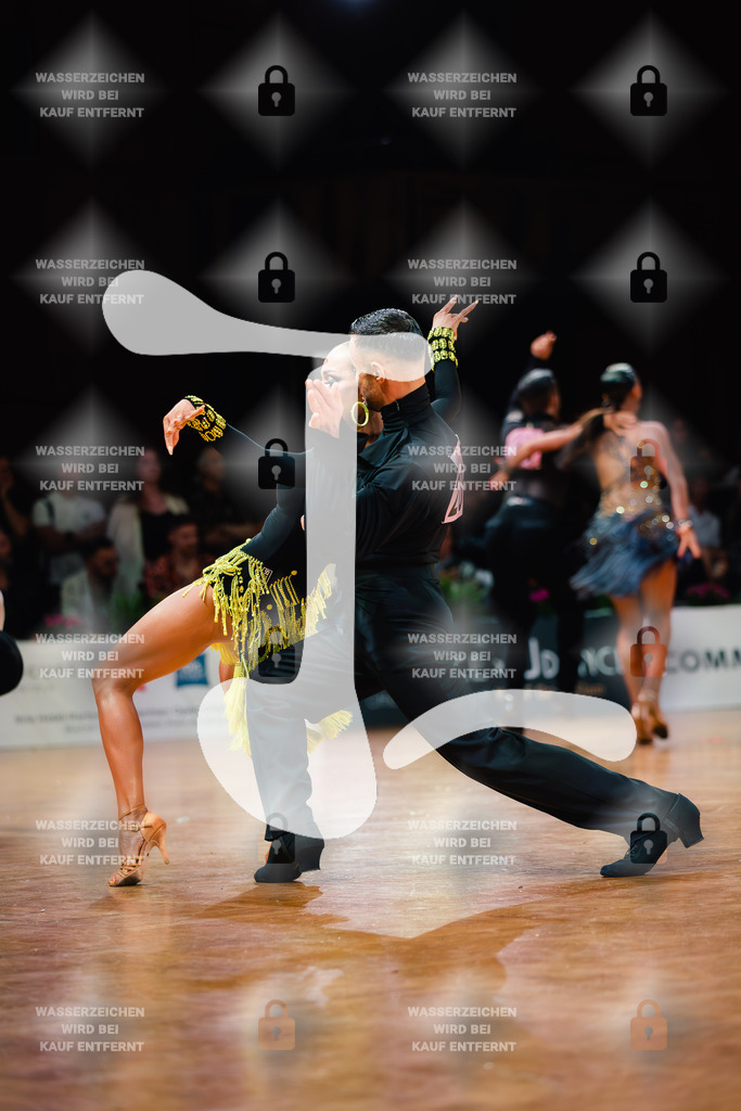 GOC 2025 - WDSF GrandSlam Latin 35-38th (208) Philip Andraus _ Ekaterina Tsvetkova (Germany)-2025-08-23-3030 | Webshop for digital downloads and prints of dance sport, event & show photographer Julian Link - Realisiert mit Pictrs.com