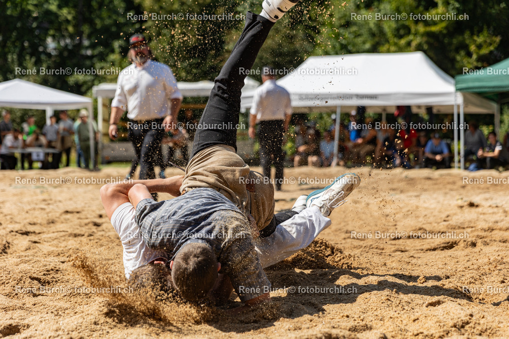 602A0530 | René Burch leidenschaftlicher Fotograf aus Kerns in Obwalden.  Hier finden sie Sport, Landschaft und Natur Fotografie.
 - Realisiert mit Pictrs.com