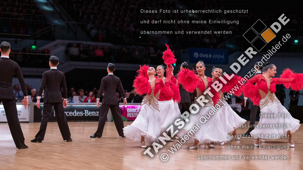 20251115-01264 | Hier finden Sie Tanz Bilder vom Latein und Standard Formationen tanzen. Sportbilder vom Tanzsport. Schöne Fotos und von Weltmeisterschaft, Europameisterschaft, Bundesliga, Regionalliga, Oberliga und Landesliga sowie von GOC Stuttgart, DanceComp, WM Bremen