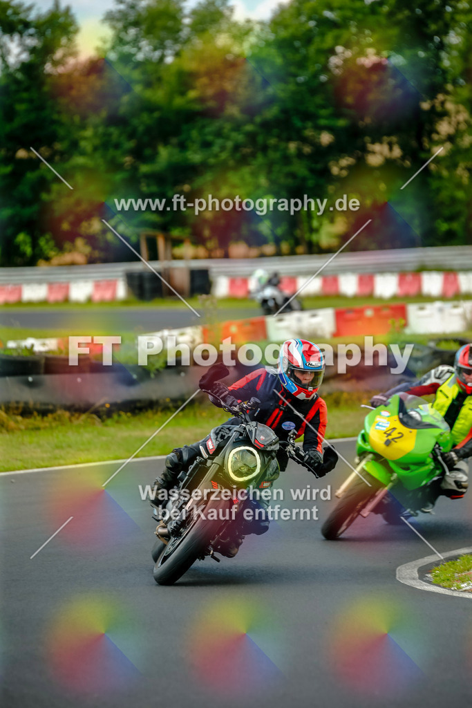 VBK-5017 | Hier findet Ihr Bilder von Touristenfahrten auf der Nürburgring Nordschleife oder von anderen Veranstaltungen die ich besucht habe. Viel Spass beim Durch Schauen 