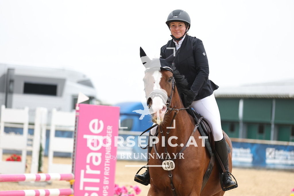 0P6A1444 | Willkommen bei Brunnmayr - Design & Fotografie – Ihrem Spezialisten für Reitturniere und Pferdeveranstaltungen in Oberösterreich, Salzburg und Bayern! Seit über 17 Jahren sind wir leidenschaftlich dabei.