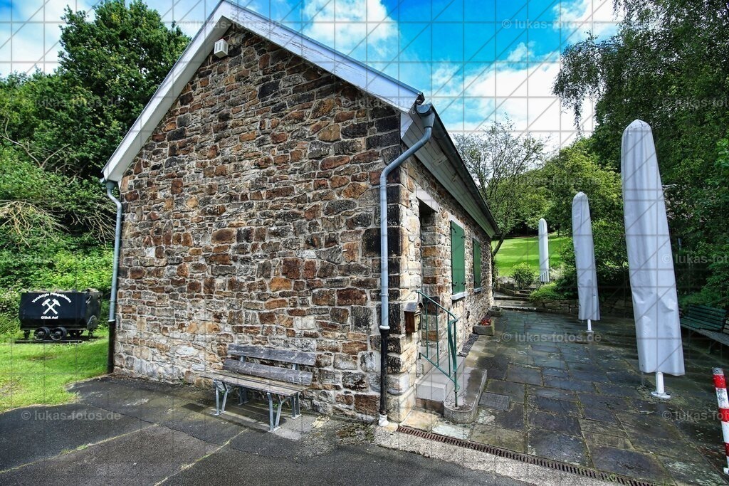 2024-06 Stiepel Vereinigte Pfingstblume Foto Lukas 2 | Luftbilder Castrop-Rauxel und Fotos vom VfL Bochum kaufen im Webshop der Bilder von Jens Lukas: lukas-fotos - Realisiert mit Pictrs.com