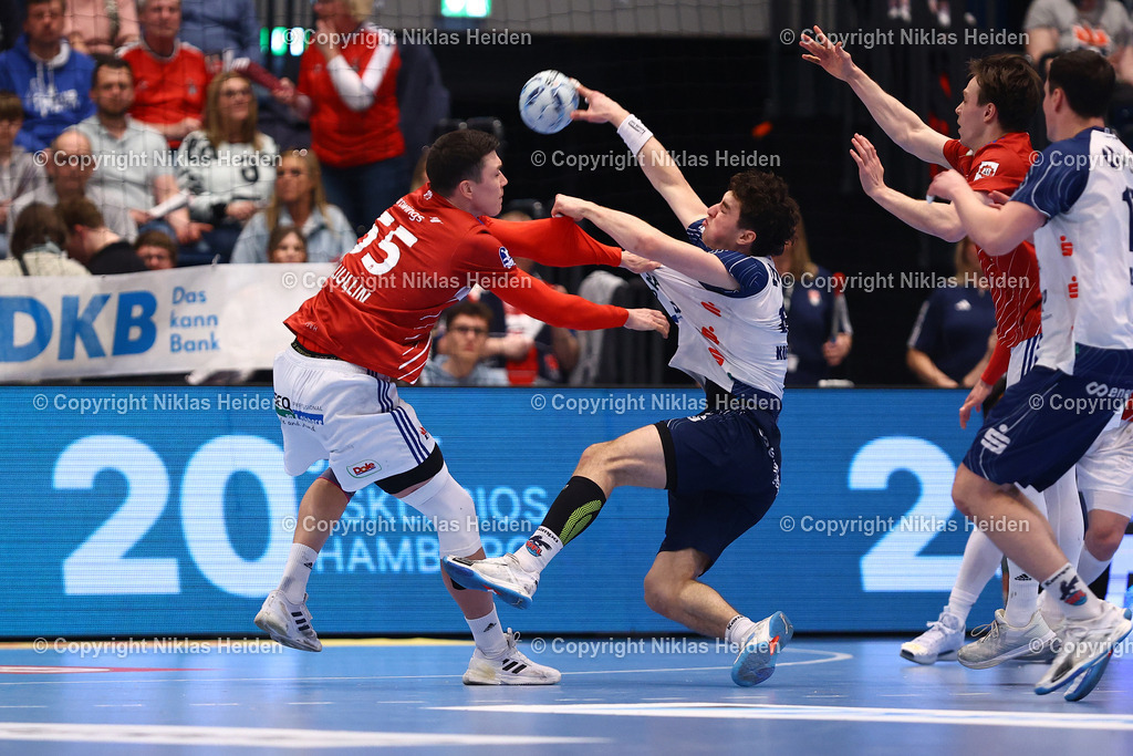 NH_HandballSportVereinHamburg_1VfLPotsdam_HandballBundesliga_03042025 | #55 Azat Valiullin (HSV Hamburg), #10 Elias Kofler (1. VfL Potsdam)Handball I Herren I Bundesliga (Daikin HBL) I Saison 2024-2025 I 25. Spieltag I HSV Hamburg - 1. VfL Potsdam I 03.04.2025 I Sporthalle Hamburg