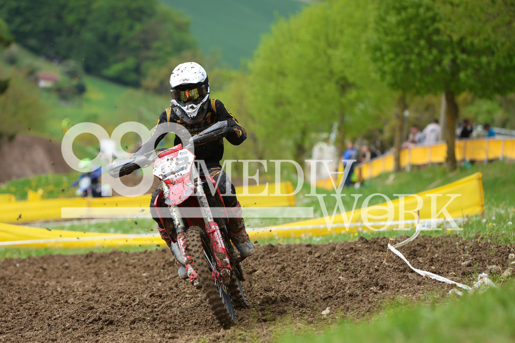 5E6A8501 | 989 MEDIAWORK