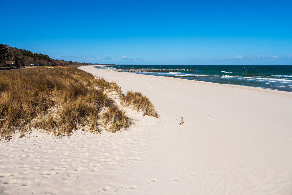 Strand an der Ostseeküste bei Zingst auf dem Fischland-Darß | Strand an der Ostseeküste bei Zingst auf dem Fischland-Darß.