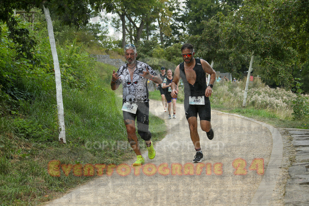 250824_1402_EX1_4741 | Sportfotografie im Rhein-Sieg Kreis, Köln, Bonn, NRW, Rheinland Pfalz, Hessen, etc. Unser Tätigkeitsfeld umfasst den Laufsport vom Volkslauf über den Marathon, Duathlon, Triathon bis zum Ultralauf wie Kölnpfad Ultra oder Schindertrail.