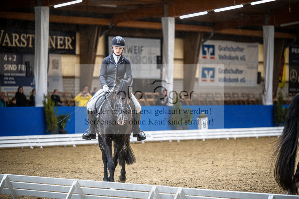 DOS_2425 | Entdecke hochwertige Reitturnierfotos von Foto Oger. Professionell, emotional und authentisch – jetzt Lieblingsmomente im Shop bestellen. - Realisiert mit Pictrs.com