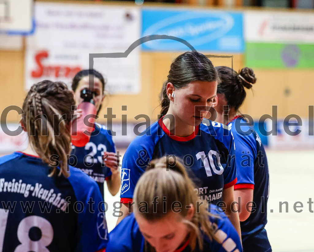 2023-12-09_085_SpVgg_Altenerding_gegen_HSG_Freising-Neufahrn | Erding, Deutschland, 09.12.2023:
Handball, Bezirksoberliga Frauen Altbayern 2023 / 2024, 9. Spieltag, SpVgg Altenerding gegen HSG Freising-Neufahrn, Endergebnis: 29:28

Amelie Forkel (HSG Freising-Neufahrn, #10)

Foto: Christian Riedel / fotografie-riedel.net