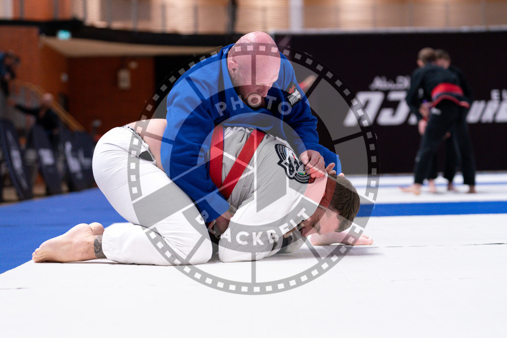20241013PBB3078 | Athletes compete during the AJP Tour Europe Continental Jiu-Jitsu Amateurs & Masters Championship on October 13, 2024 in Almere near Amsterdam, Netherlands. © Chiara Dazi / photoblackbelt