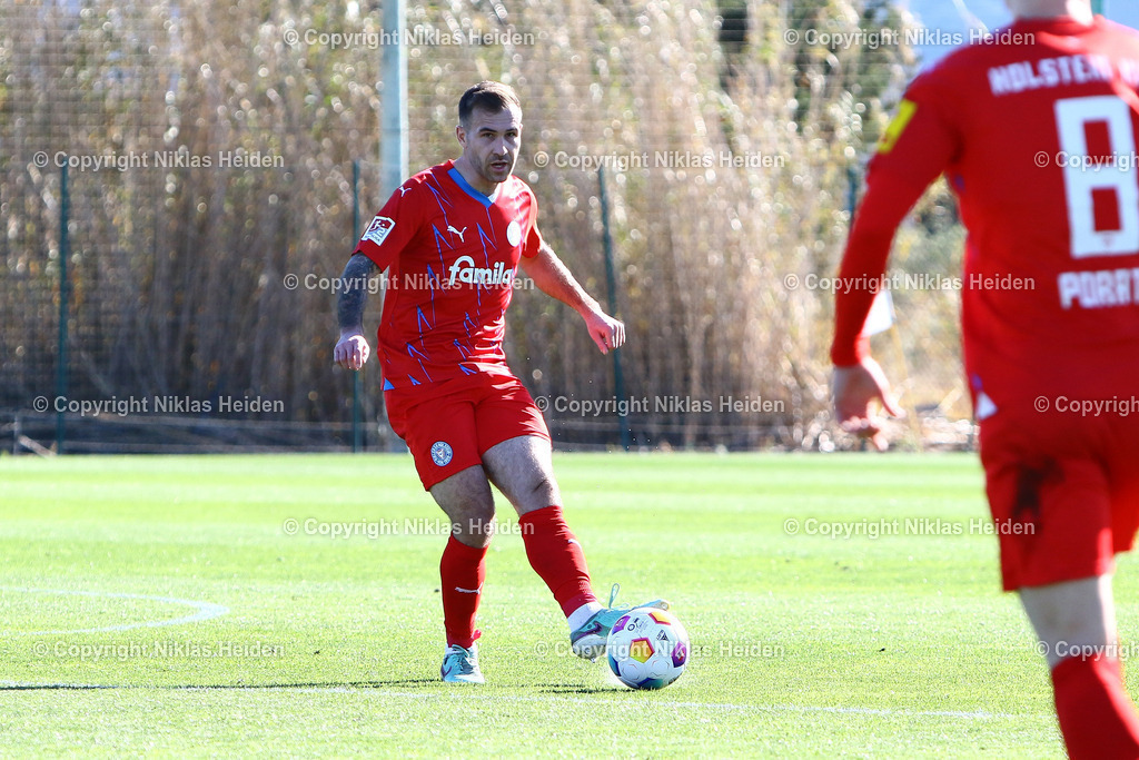 NH_HolsteinKiel_SVDarmstadt98_Testspiel_06012024 | #3 Marco Komenda (Holstein Kiel)

Testspiel I Trainingslager Spanien I 06.01.2024