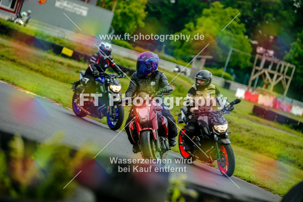 VBK-4077 | Hier findet Ihr Bilder von Touristenfahrten auf der Nürburgring Nordschleife oder von anderen Veranstaltungen die ich besucht habe. Viel Spass beim Durch Schauen 